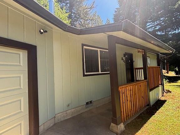 2nd image of 811 Indian Meadows Dr