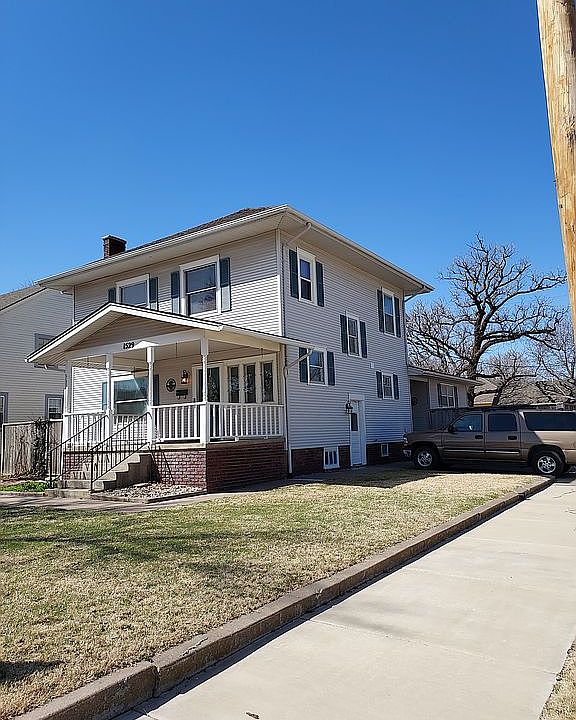 1st image of 1529 N Main St