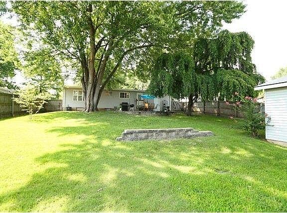 4th image of 1220 Thrush Ln