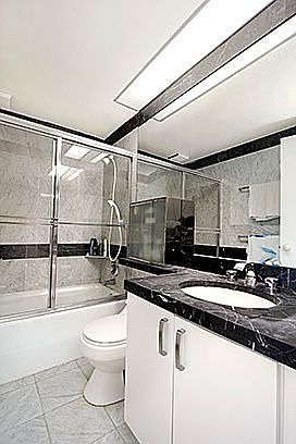 4th image of 150-156 W 56th St APT 4509