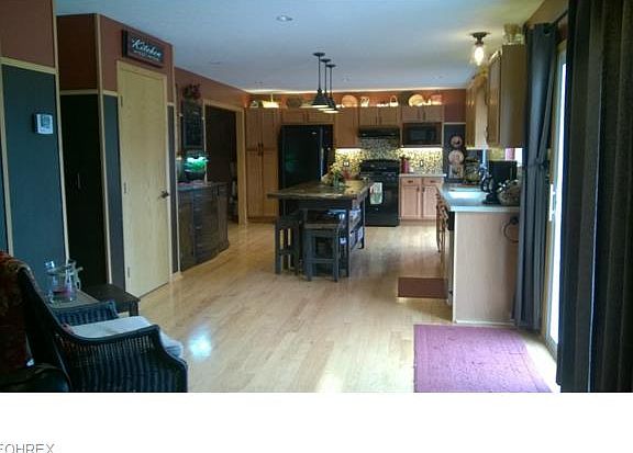 2nd image of 690 Braddocks Lndg