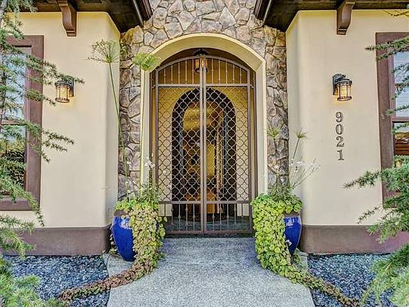 2nd image of 9021 Tuscany Dr