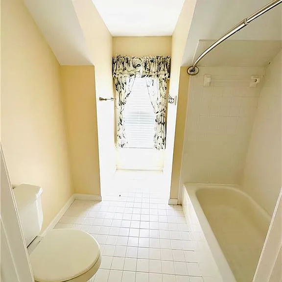 811 Valley Dr — Photo 18