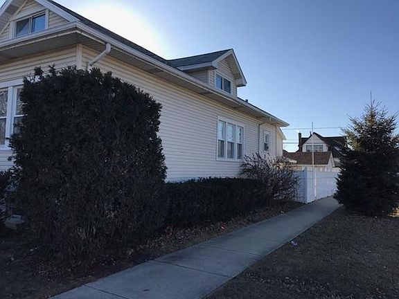 3rd image of 2246 N 73rd Ave