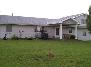 6230 Hopkins Creek Rd, Manhattan, KS 66502
