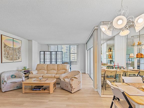 2nd image of 4350 Hillcrest Drive #419