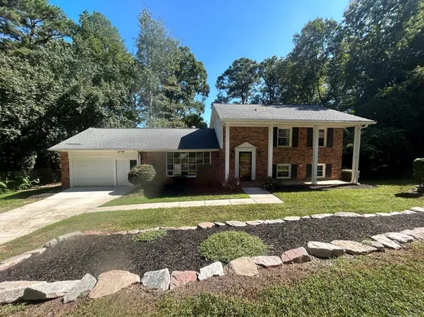 26 Nob Hill Rd, Columbia, SC 29210