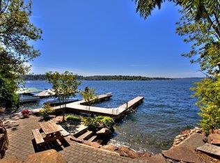 9518 SE 13th Ln, Bellevue, WA 98004