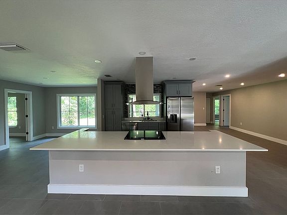 2nd image of 1056 Darby Dr NW
