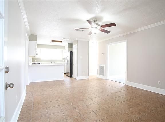 4th image of 1117 Cleary Ave