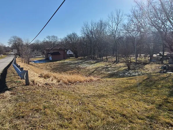 5227-5231 Swartz Rd, Kansas City, KS 66106