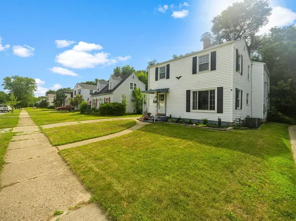 1230 Woodlawn Blvd, South Bend, IN 46616