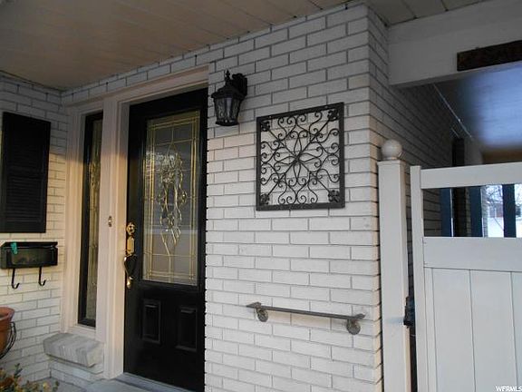 5th image of 6277 S Maplewood Dr