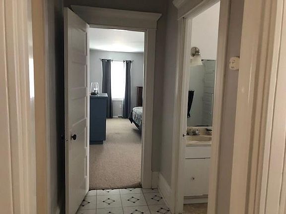 5th image of 1110-1112 W 8th St