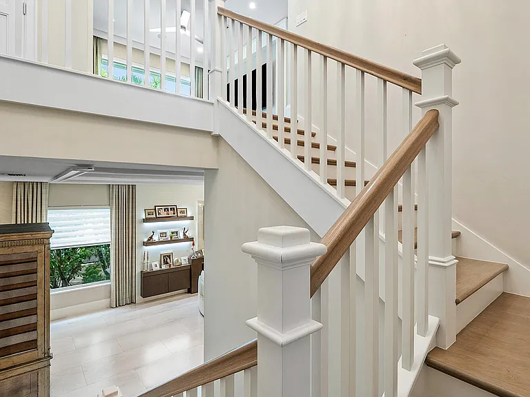 436 NE Wavecrest Way — Photo 22