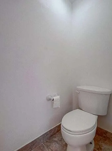 10758 Lake Jasmine Dr — Photo 22
