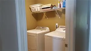 7613 Cedar Grove Ct — Photo 5
