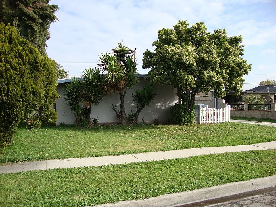 2nd image of 10215 Lanett Ave