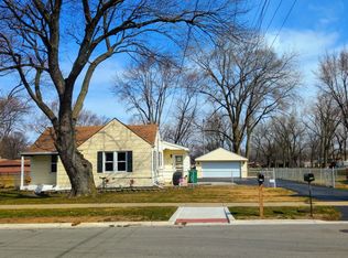 5140 W 85th St, Burbank, IL 60459