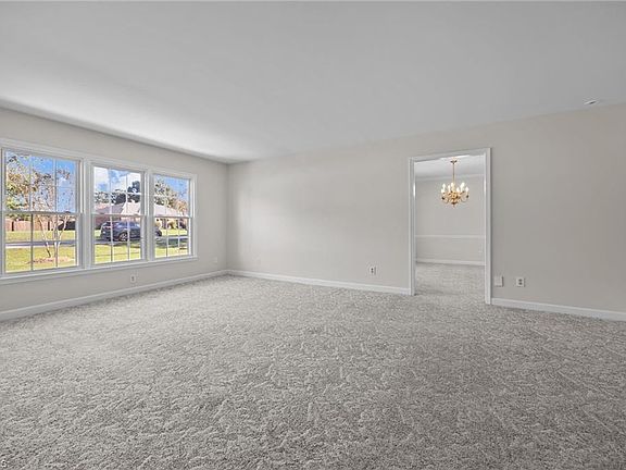4th image of 1100 Kingswood Dr