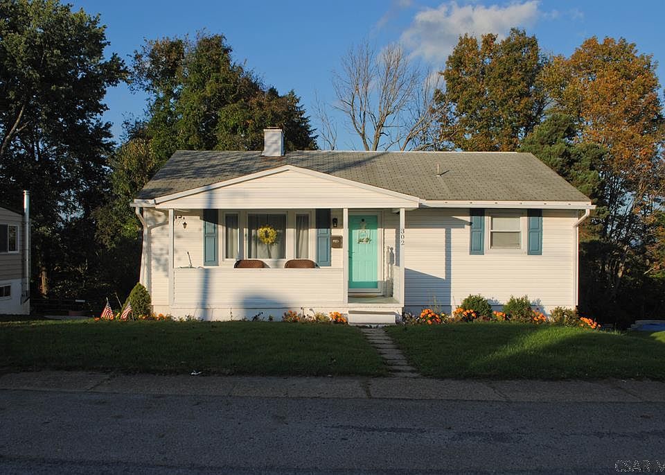 1st image of 302 Sherwood Dr