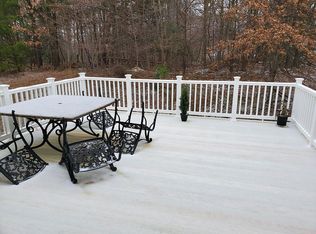 6818 Ashleys Crossing Ct, Temple Hills, MD 20748