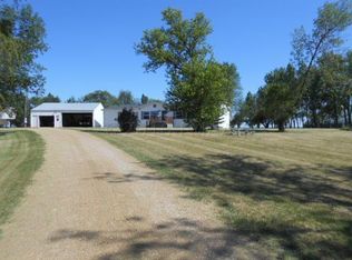 13419 Highway 13, Gwinner, ND 58040