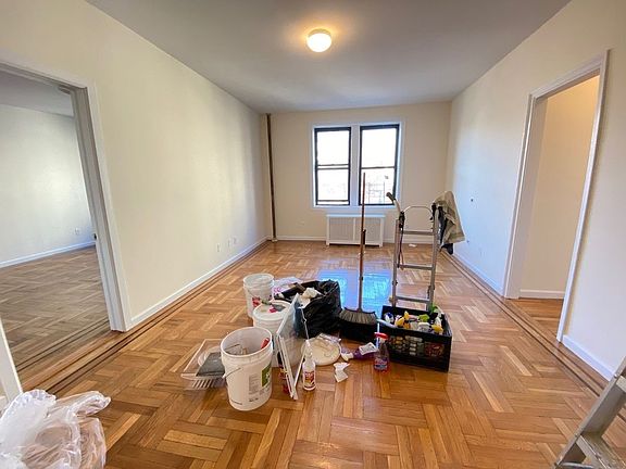 5th image of 43-14 42nd St #3C