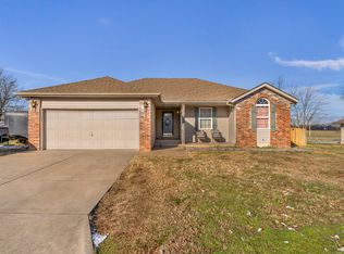 413 Westview, Clever, MO 65631