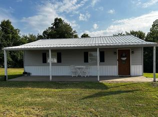 995 Day Rd, Dry Ridge, KY 41035