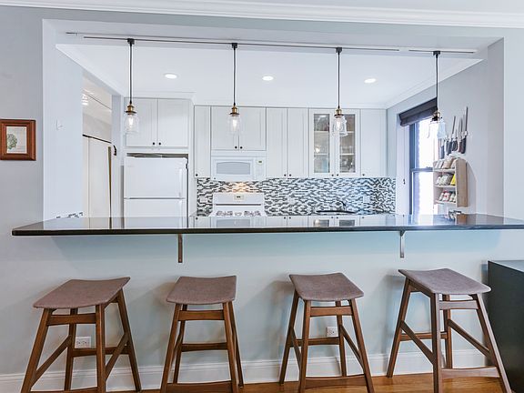 5th image of 3840 Greystone Ave APT 5B