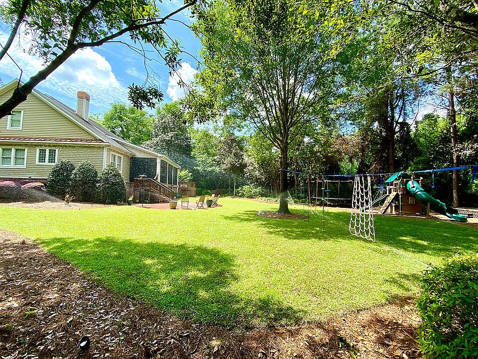 2nd image of 2144 Trescott Dr