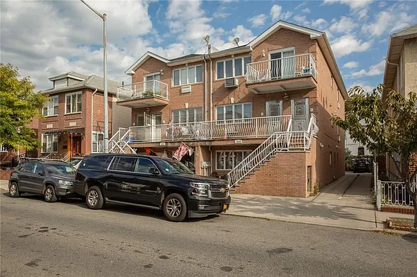 Sold by Ben Bay Realty Co. of Bay Ridge | media 2