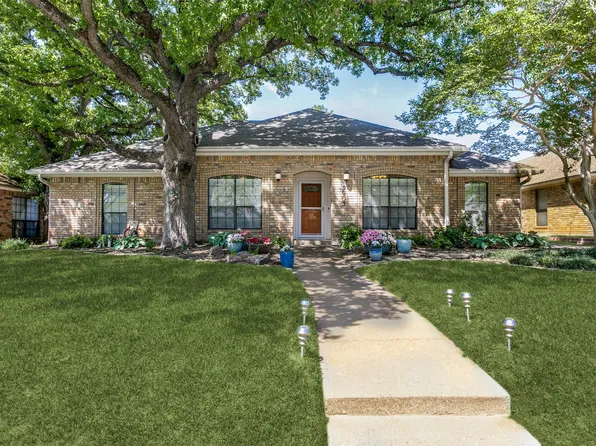 2903 Valleyview Dr, Grapevine, TX 76051
