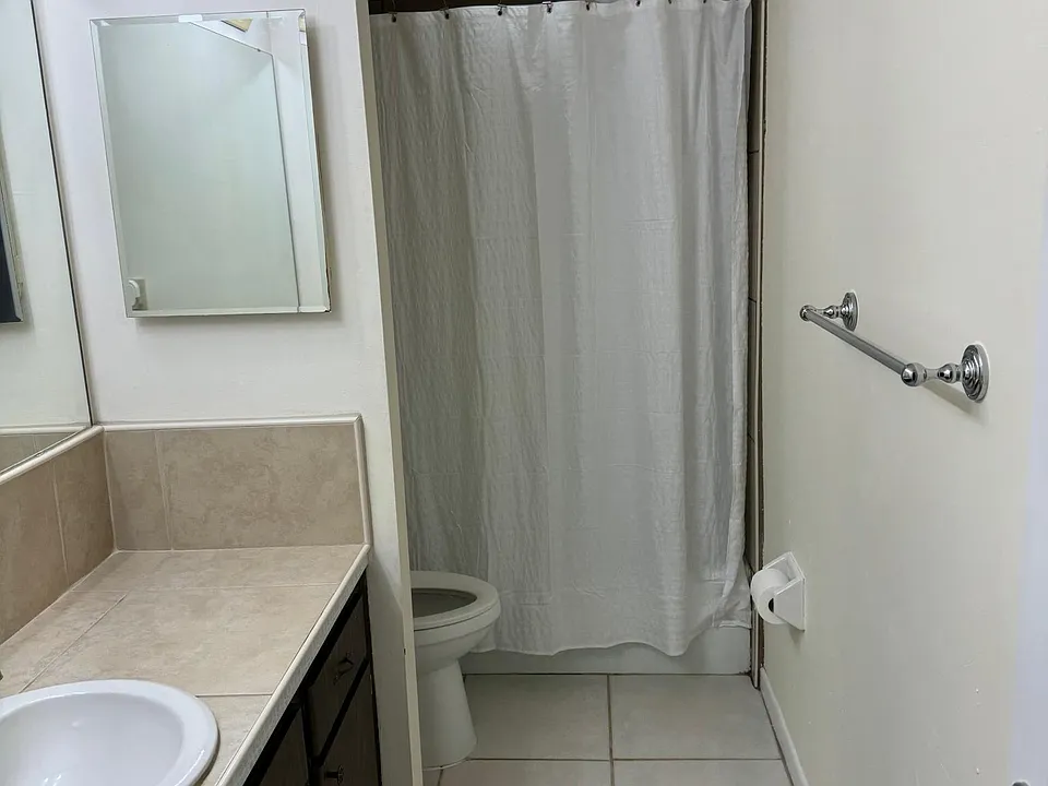 125 Picardy Villa Cres #200