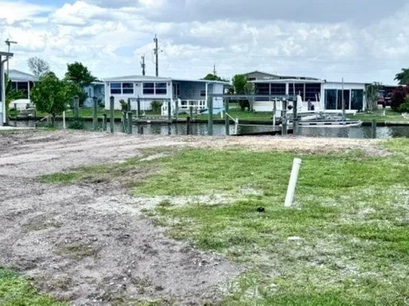 14655 Paul Revere Loop, North Fort Myers, FL 33917