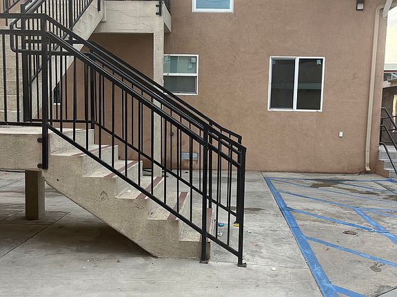 Downstairs back unit