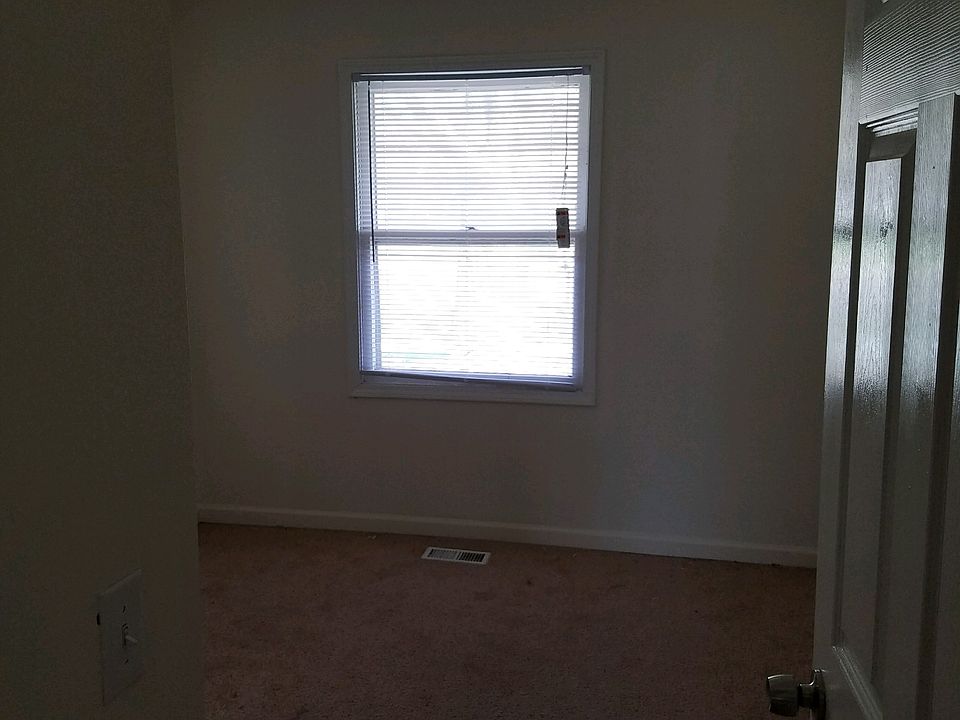 1st image of 2261 N Vernon Ave