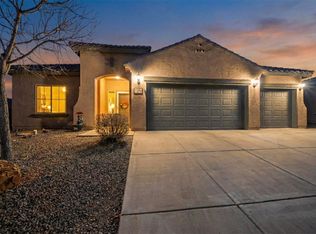 725 Palo Alto Dr NE, Rio Rancho, NM 87124
