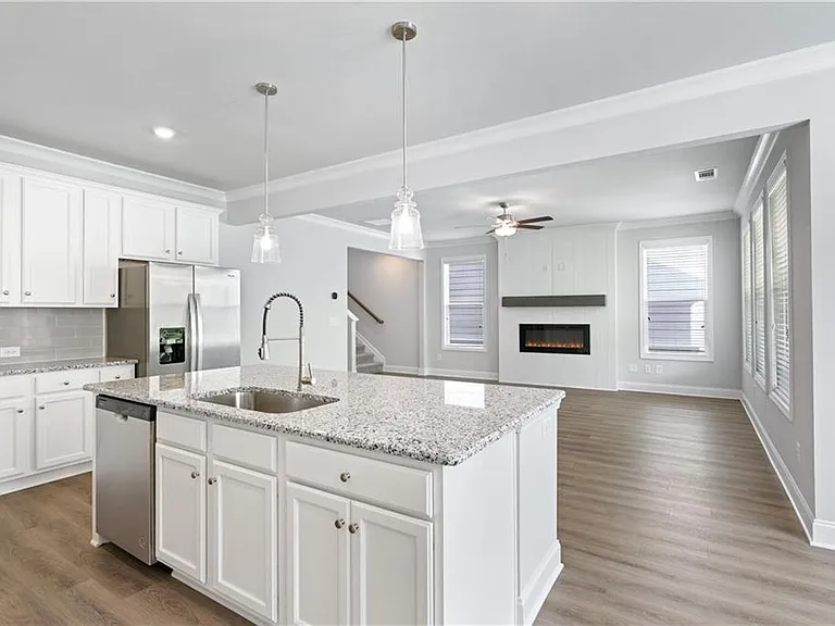 3762 Dover Run Ln — Photo 7