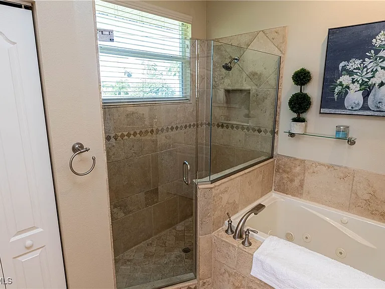 4701 Sands Blvd — Photo 19