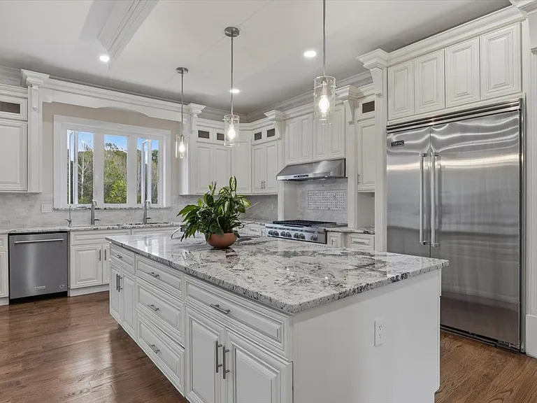 12107 Glen Mill Rd — Photo 3