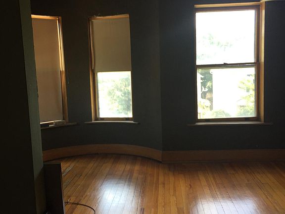 4th image of 2456 N Rockwell St APT 3F