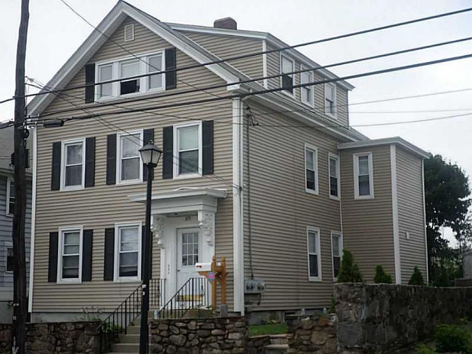 1st image of 217 Warren Ave
