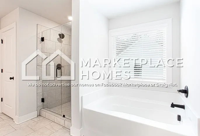 185 Russell Way — Photo 28