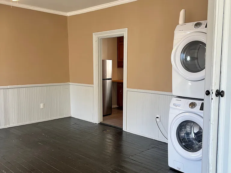 421 E Anderson St #A — Photo 11
