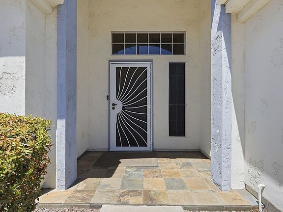 3rd image of 1146 N Granada Dr