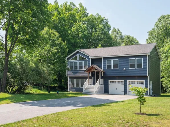 20 Kingston Road, Danville, NH 03819