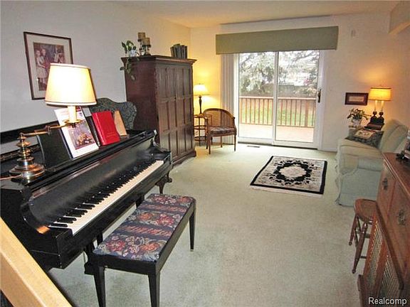 3rd image of 31498 Merriwood Park Dr #37