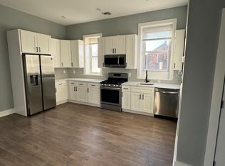 2700 Ash St APT 2A, Philadelphia, PA